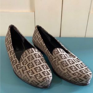 ♥️ AUTHENTIC Fendi Monogram Zucca Loafers Flats 38.5 US 8
